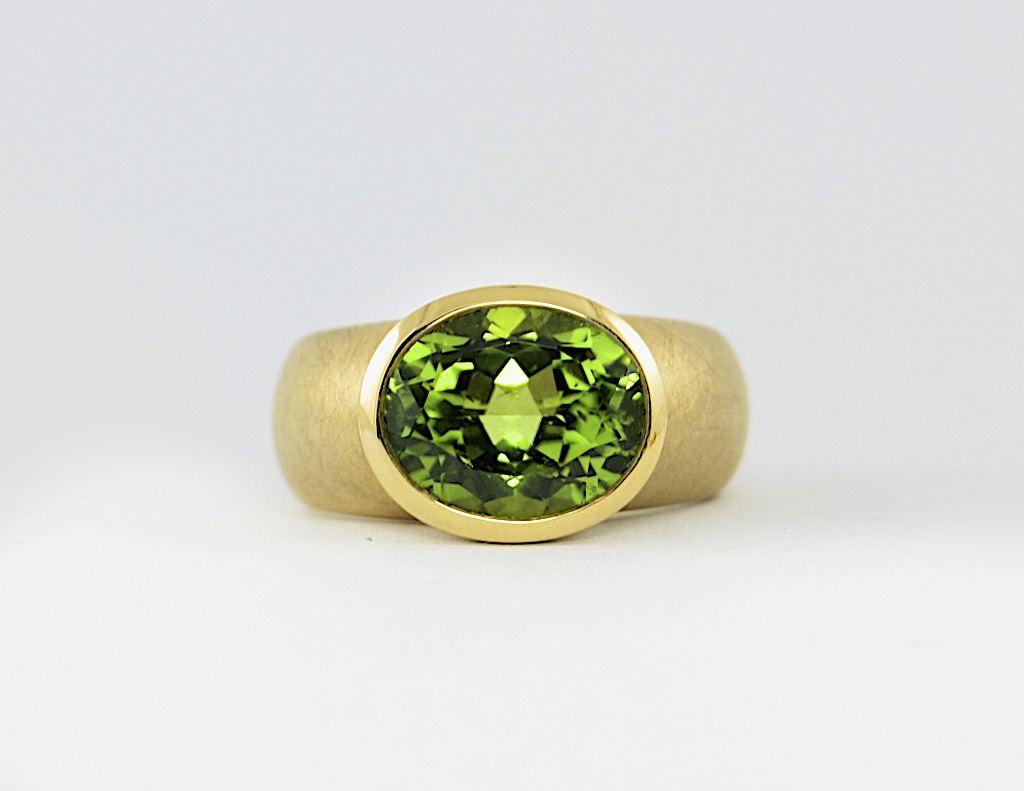 Ring 300 (VK 8.070,-€) Angebot: bei Anlieferung von 17,3gr. Feingold