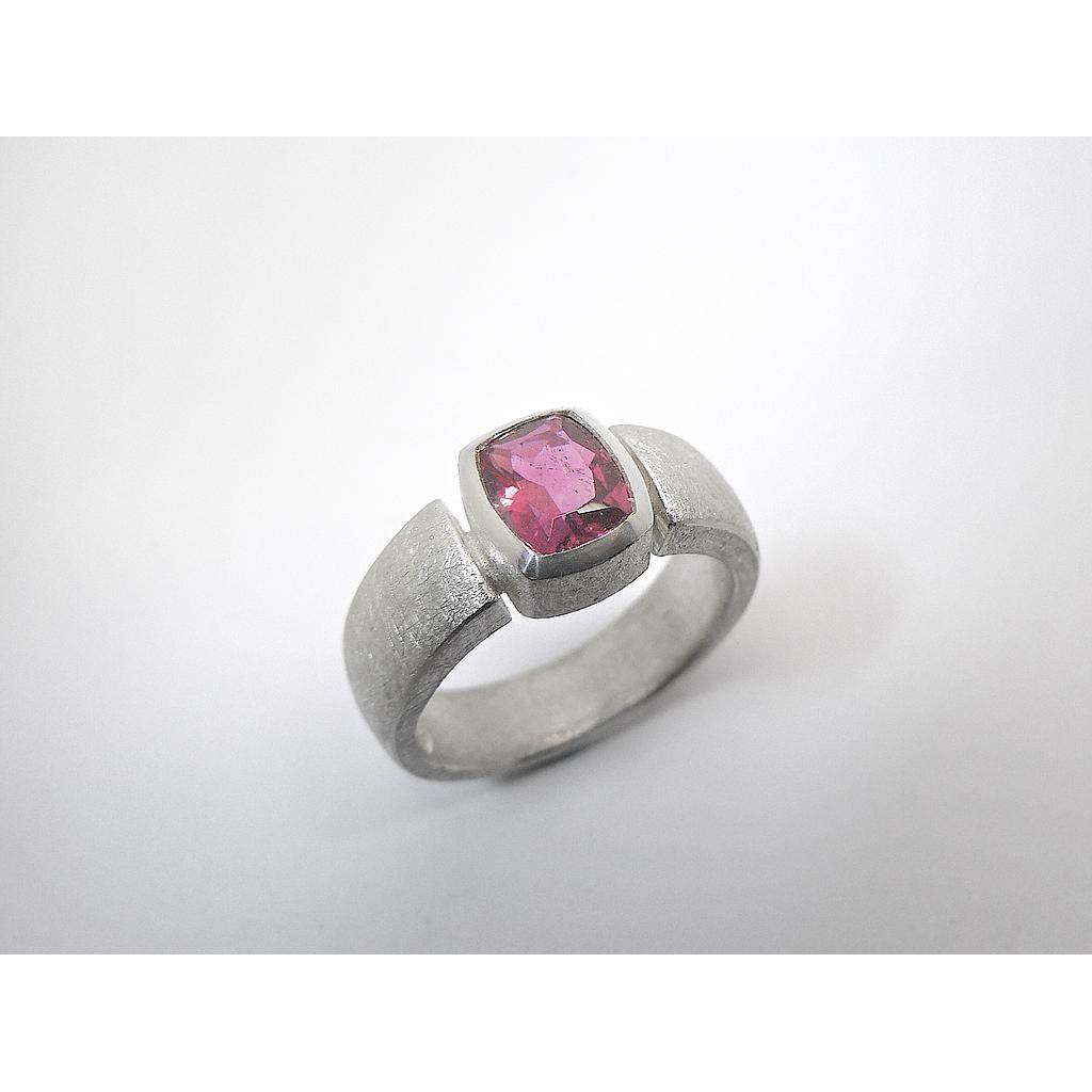 Ring 547 Turmalin (VK 690,-€) - unser Angebot abzüglich 35% Aktion